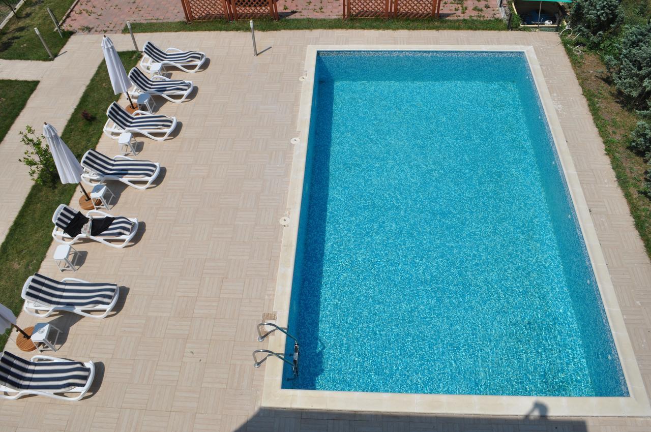 Hotel Sara Vama Veche Exteriér fotografie
