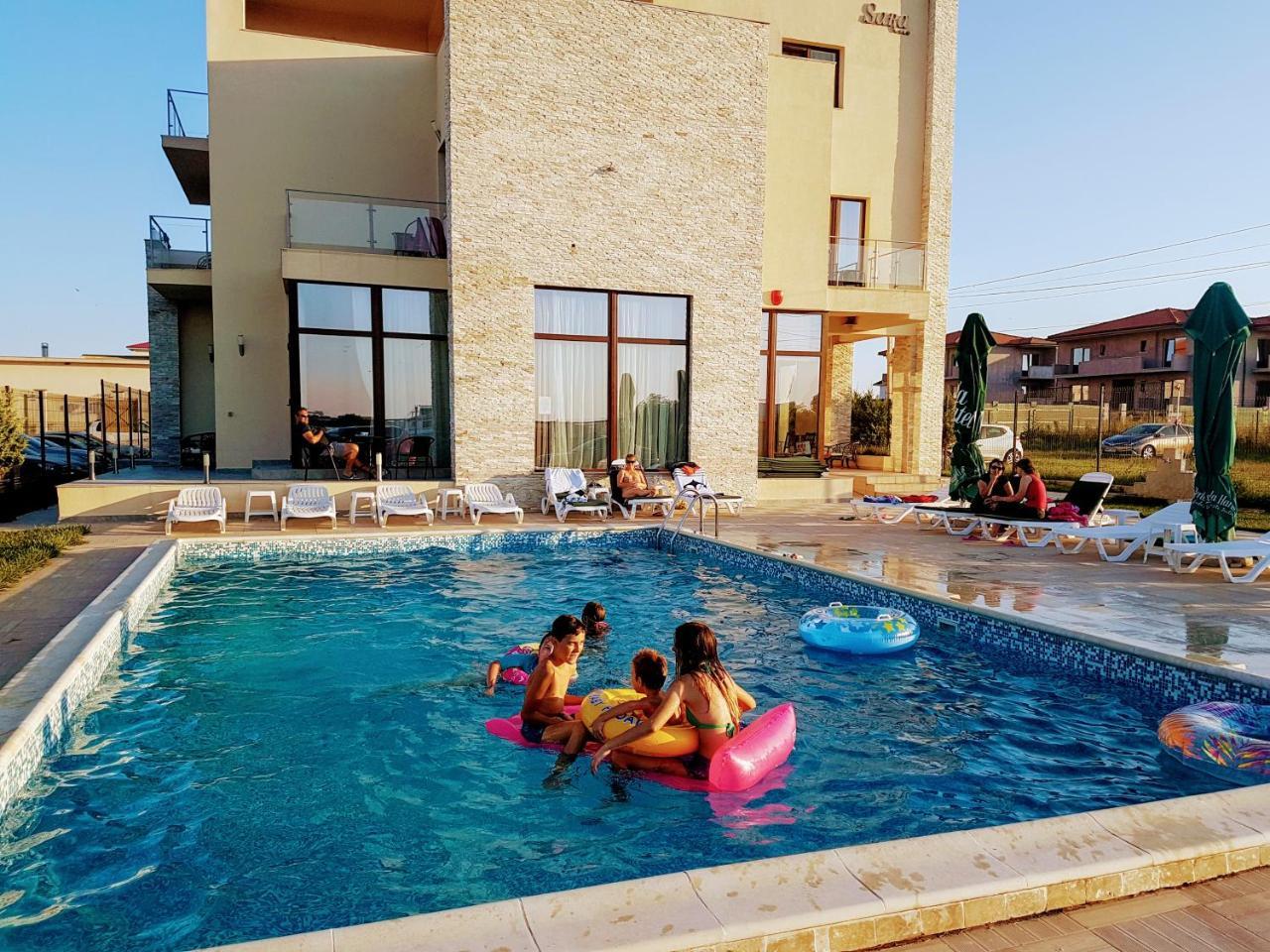 Hotel Sara Vama Veche Exteriér fotografie