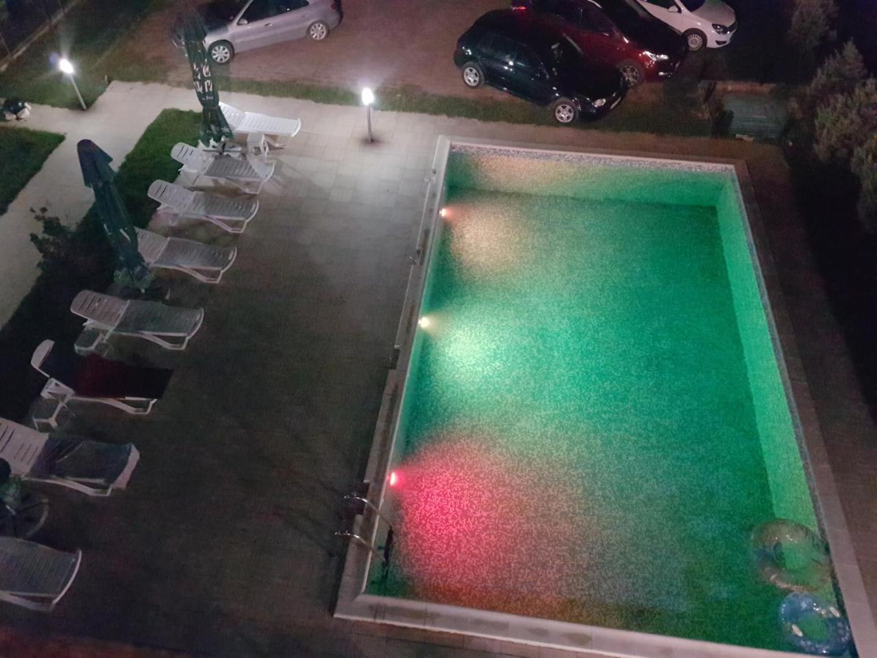 Hotel Sara Vama Veche Exteriér fotografie